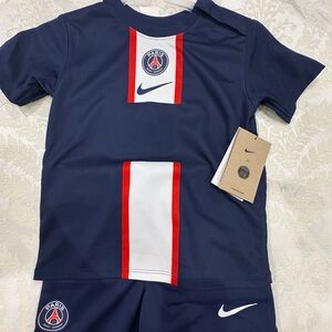 Nike Kids Paris Saint-Germain Navy Jersey, short & socks!